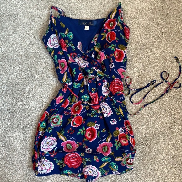 Flower romper - Picture 1 of 5